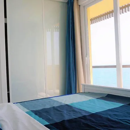 A Beautiful 2 Bedrooms Апартаменты