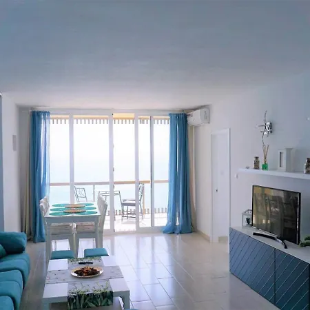 A Beautiful 2 Bedrooms