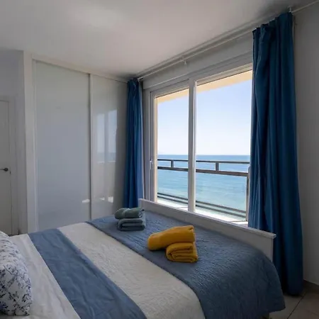 A Beautiful 2 Bedrooms * 푸엔히롤라
