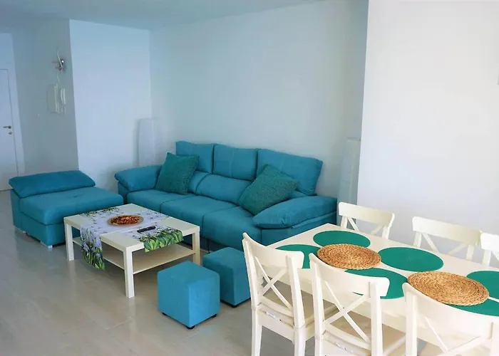 A Beautiful 2 Bedrooms Fuengirola