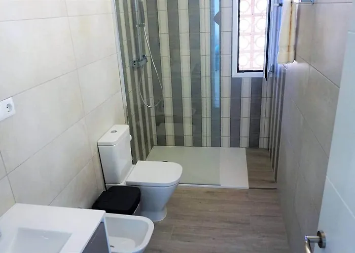 Apartment A Beautiful 2 Bedrooms *