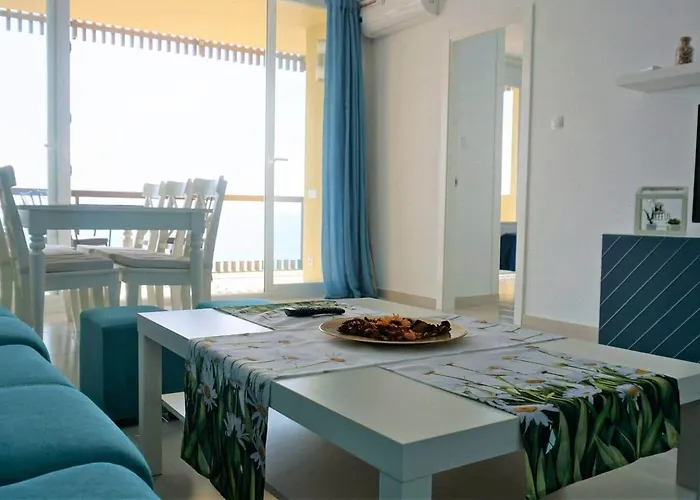 A Beautiful 2 Bedrooms *